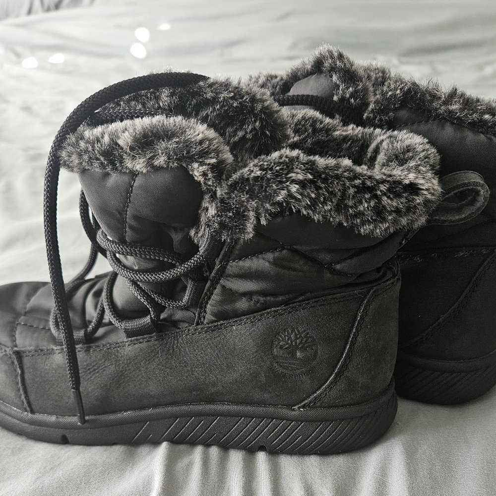 Timberland Women's Boltero Black Winter Boots Size 6